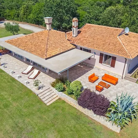 Malipiero Estate - And Βίλα